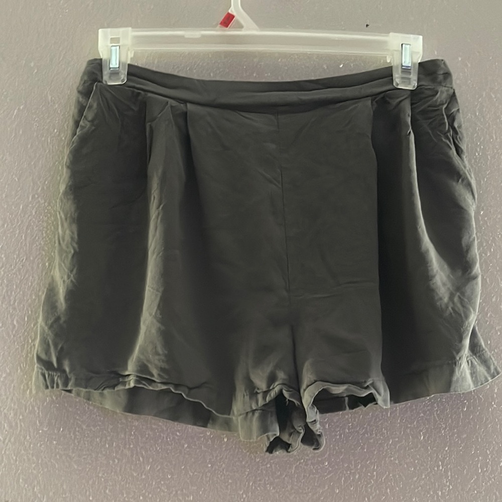 Forever 21 Shorts! Size M!